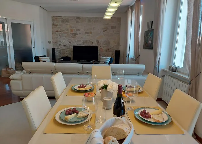 App Olive Old Town * Porec